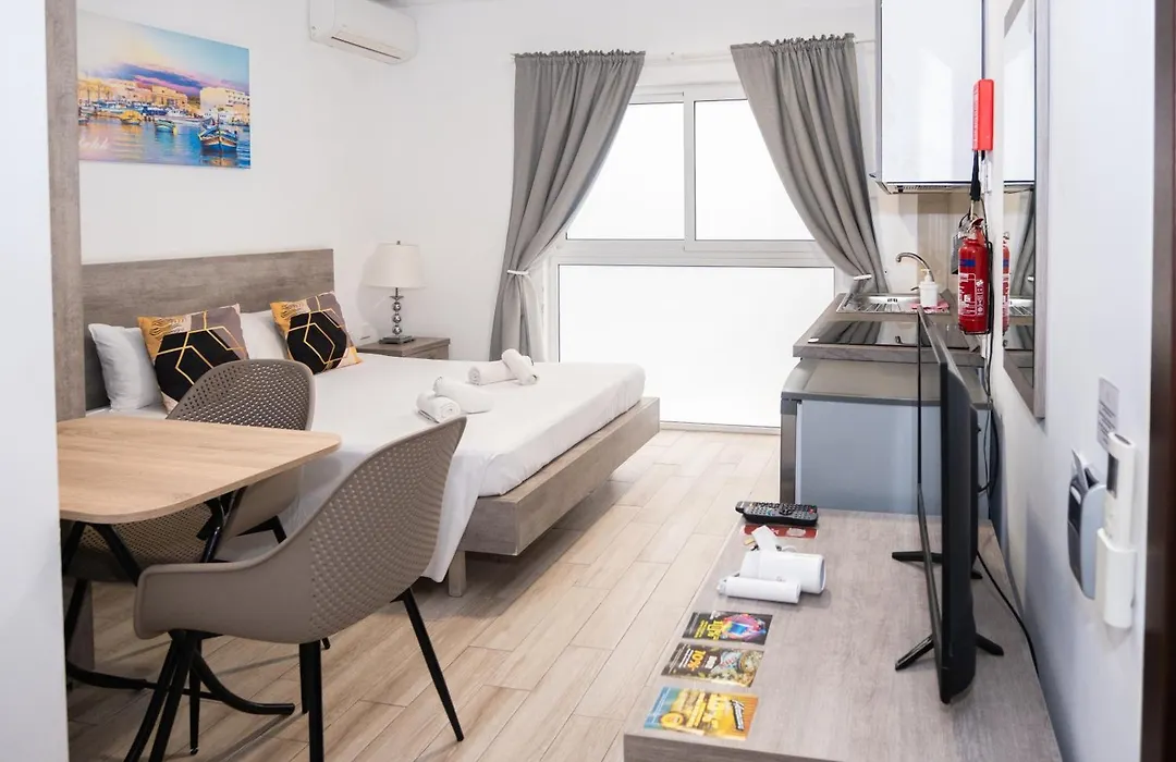 Napoli Suites Studios Aparthotel-1