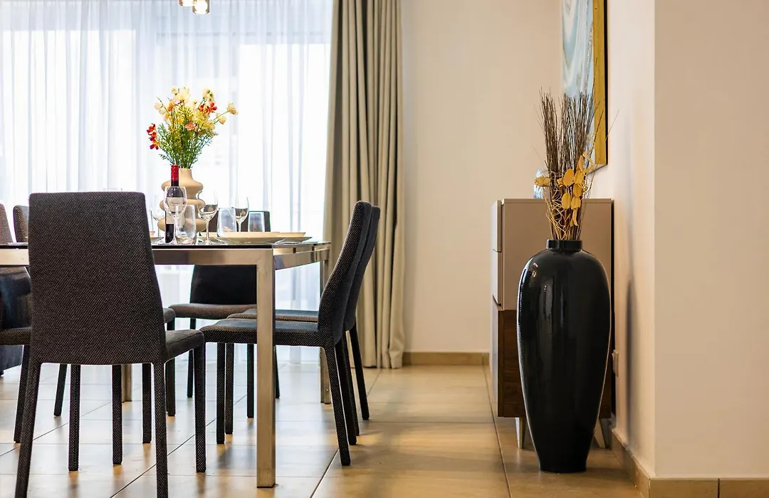 Luxury Apartments With Pool And Terrace, Top Location-1