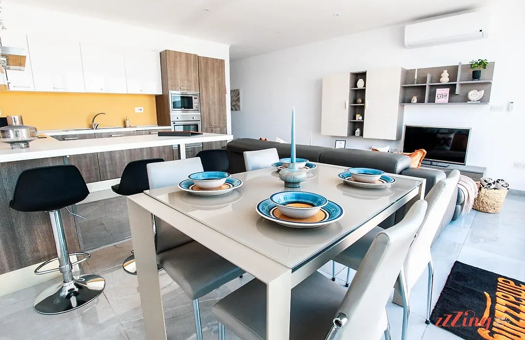 Pretty Beachfront Penthouse In Mellieha-1