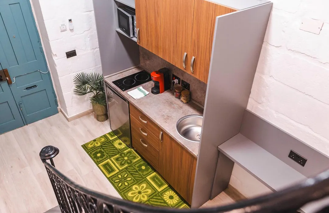 Gb Suites - Triplex Apartment-1
