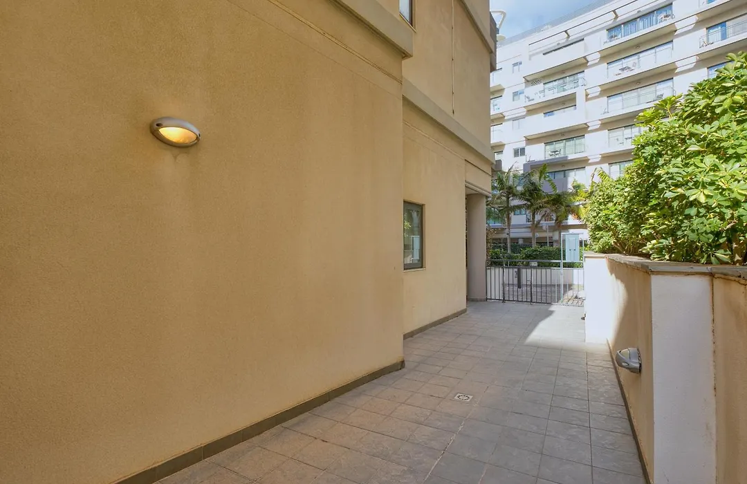 Garden Maisonette In Private Complex With Outdoor Dining Area-1
