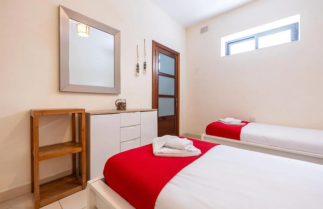 Mandalay Cozy & Affordable Apartment With Patio-1