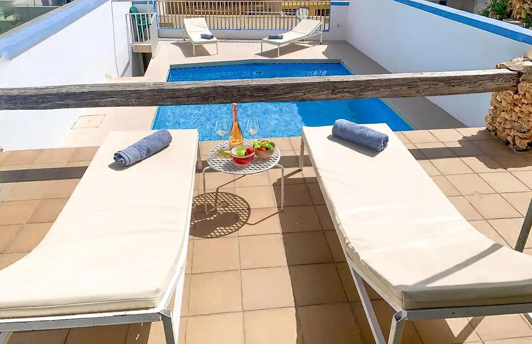 Pool & Sea Merill Apartments Mellieha-1
