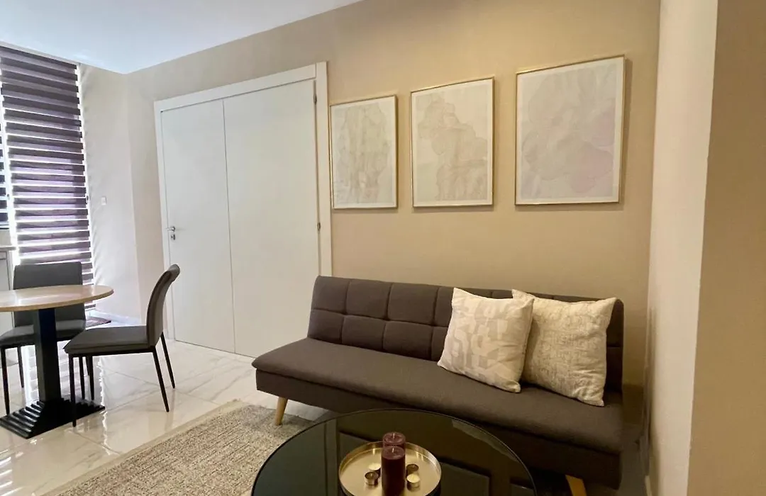 4 bedroom apartment near Sliema seafront-1
