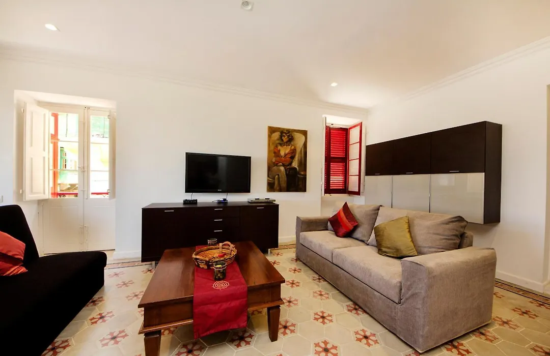 Valletta Old Town Suites-1