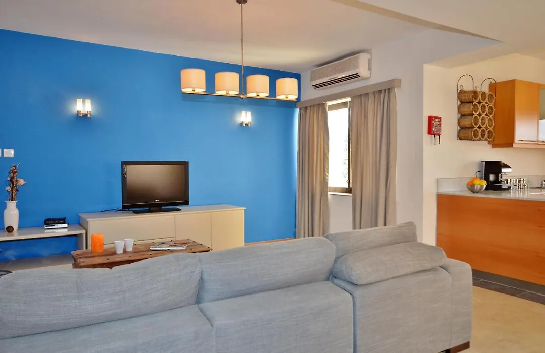 City Living Suite Tk 3 Rm 1-1