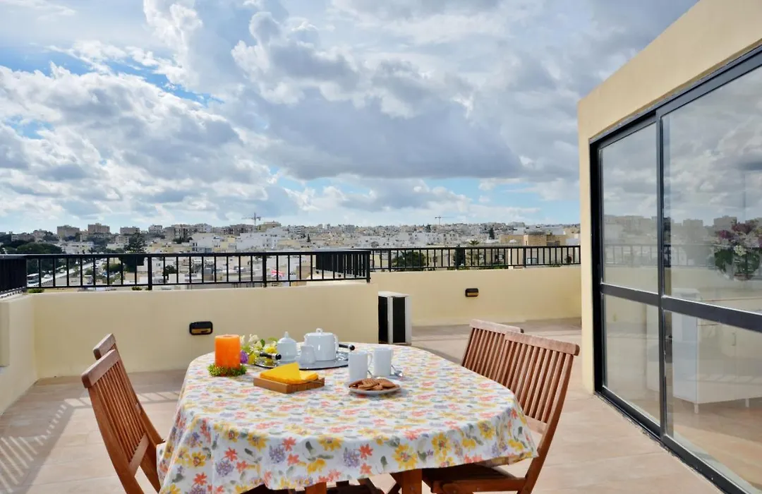 City Living Suites Tk3 Rm 5-1