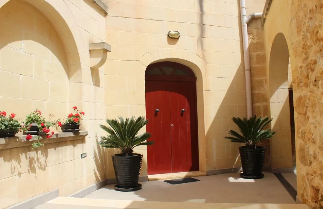 Tonella B&B-1