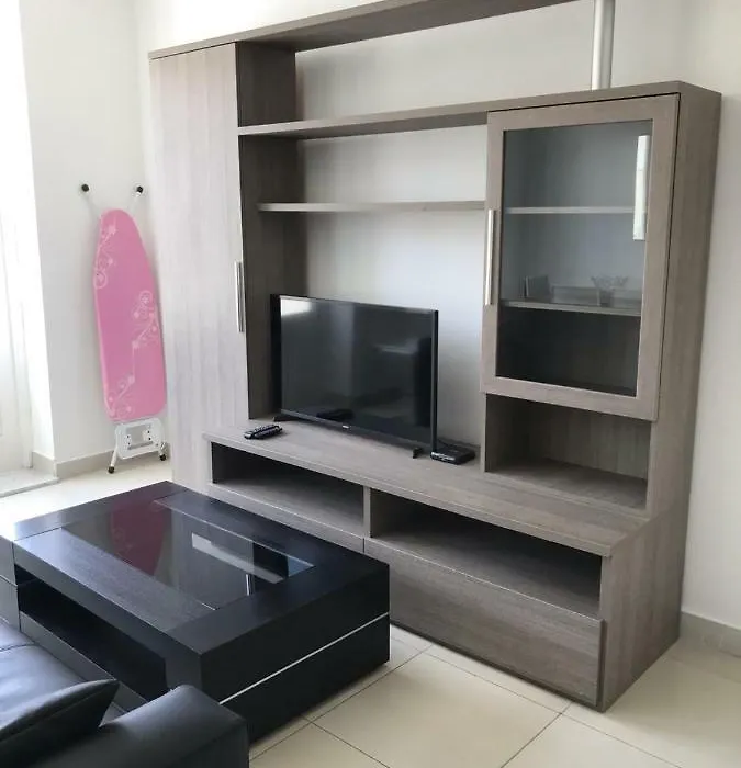 Don Mikiel Rua Apartment 3-1
