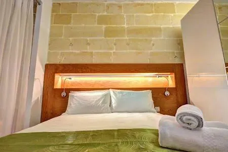 West Street Apartments-1