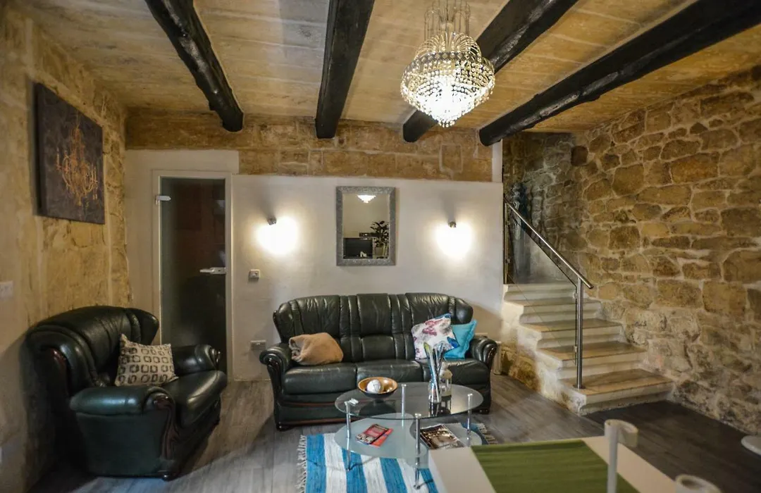 Apartment In Historical Building - Grand Harbour-1