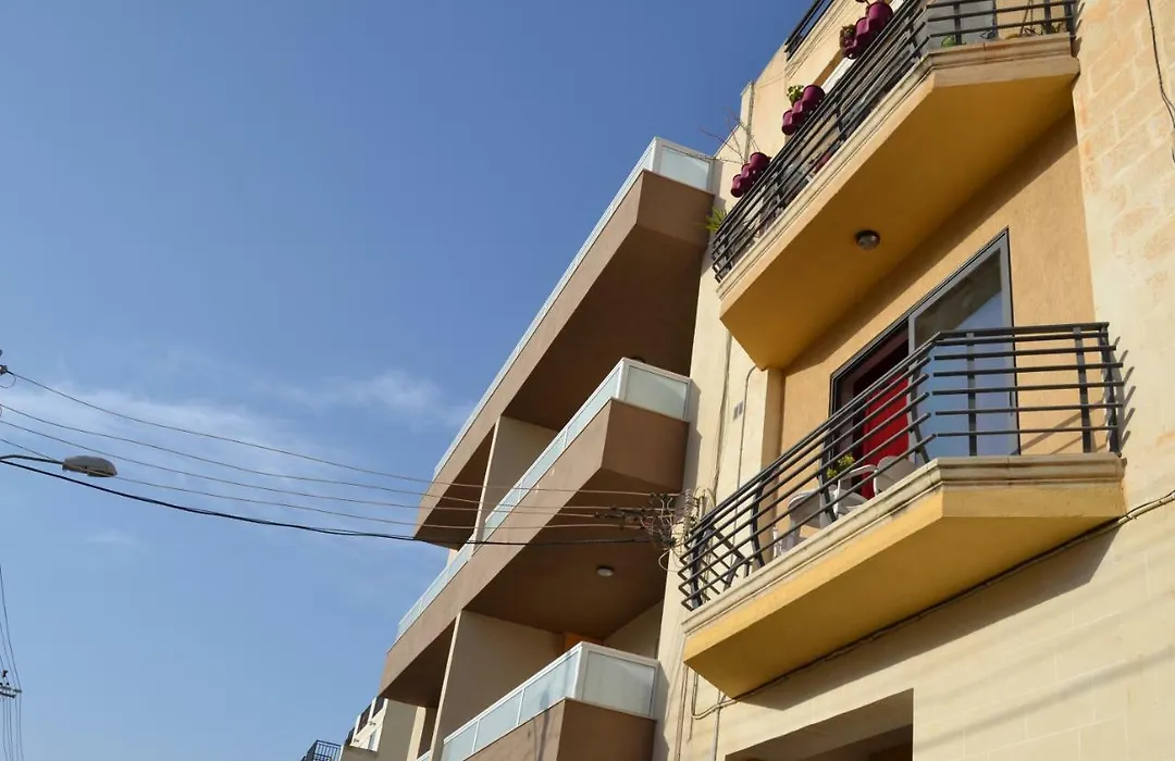 Mellieha Town Centre Bright & Spacious 3 Bedroom Apartment-1