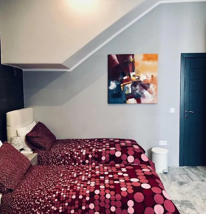 Holiday Townhouse In Sliema Centre-1