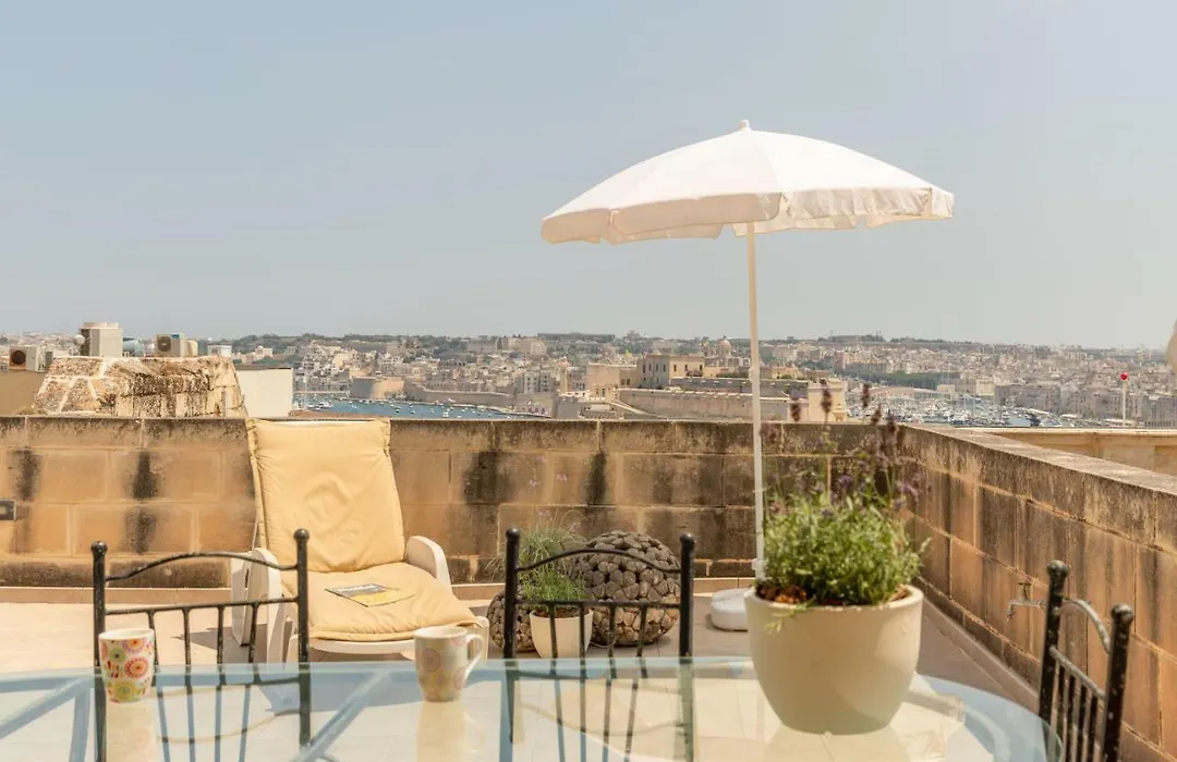 Valletta Penthouse-1