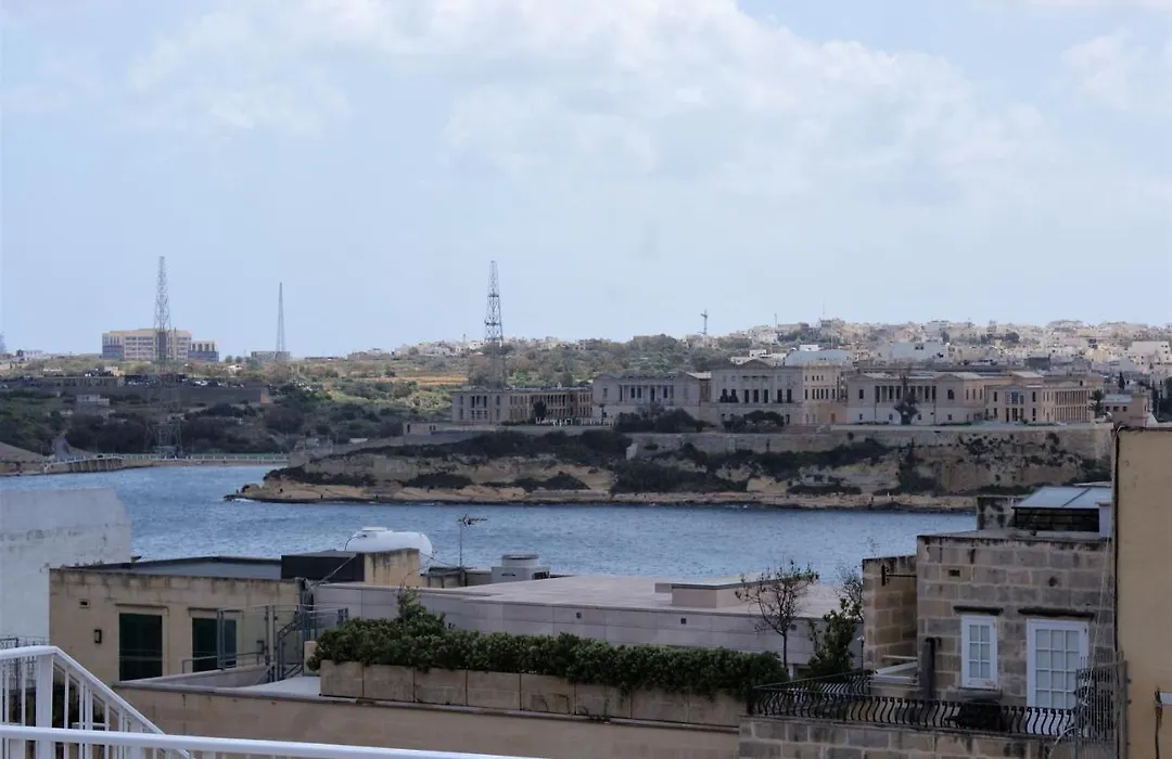 Valletta Penthouse-1