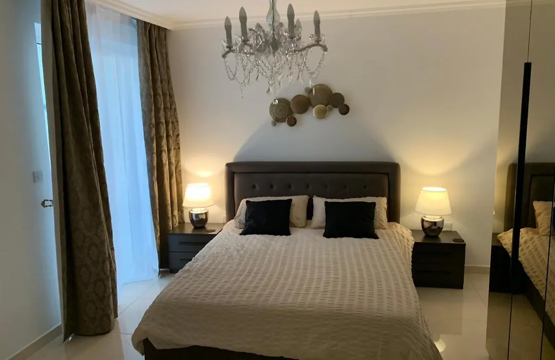 Harbour View Apartment-1