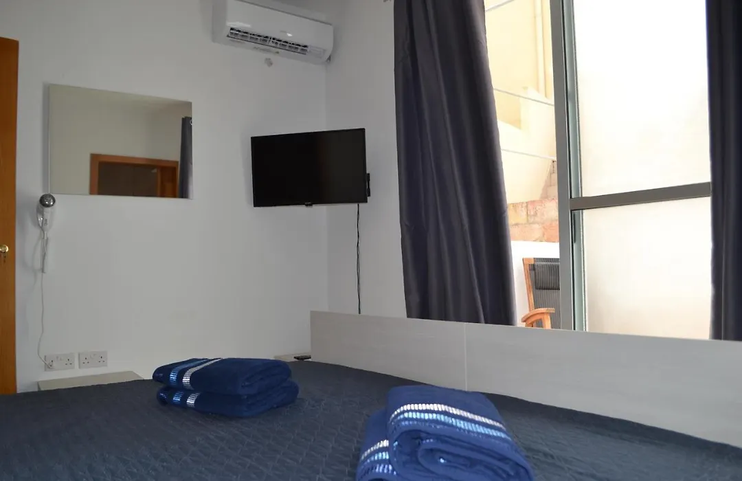 La Luna Town House-1