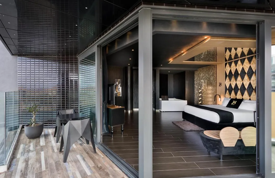 H Hotel & Spa - Adults Only-1
