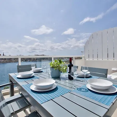 Sliema Duplex Penthouse With Sea Views & Private Terrace By Shortletsmalta-3