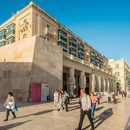 Valletta Main Street Apartment Deluxe-2