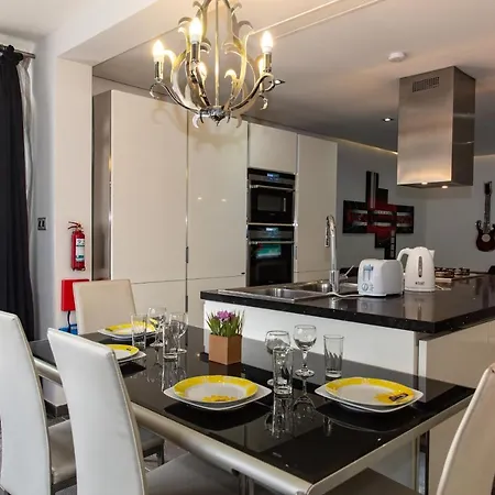 Dolmen Court Flat 10, Qawra-2