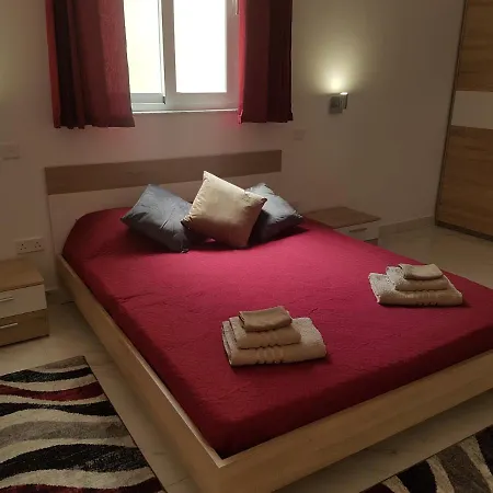 Ac1- Prime Location 3 Bedroom Apt In St.Julian'S-2