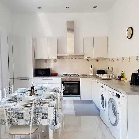 Ac1- Prime Location 3 Bedroom Apt In St.Julian'S-2