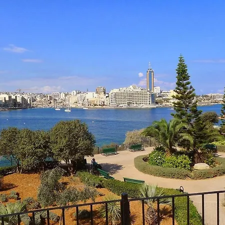 Modern Apartment In The Best Area Of Sliema-3