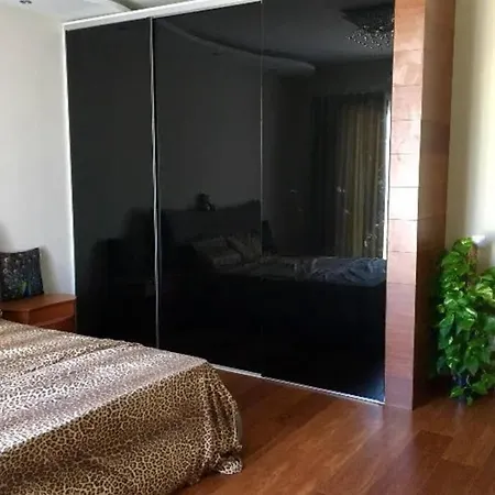 Affordable Luxury Living In Prime Location-2