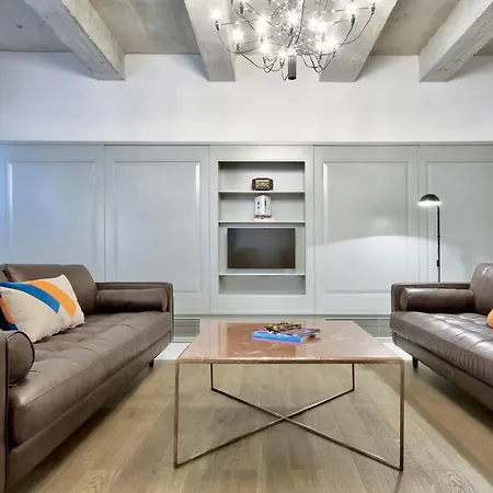 10 Strait Street Apartments-3