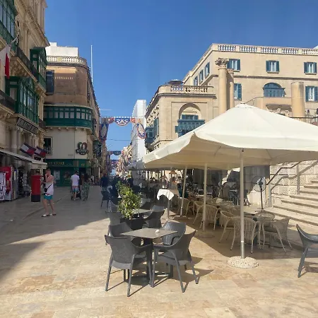 Sunshine Apartments Mellieha - Modern Three Bedroom Apartment - Apt No 1-3
