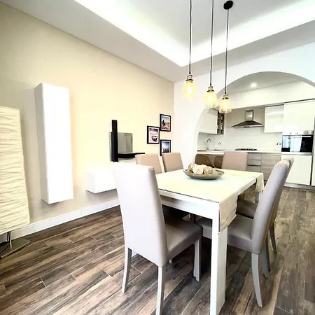 Luxury 3 Bedroom Xlendi Apartment-2
