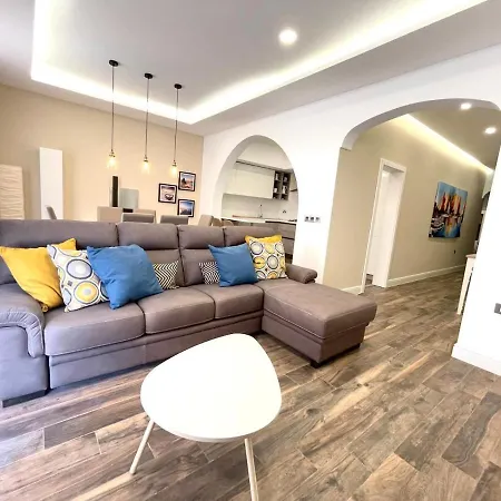 Luxury 3 Bedroom Xlendi Apartment-3