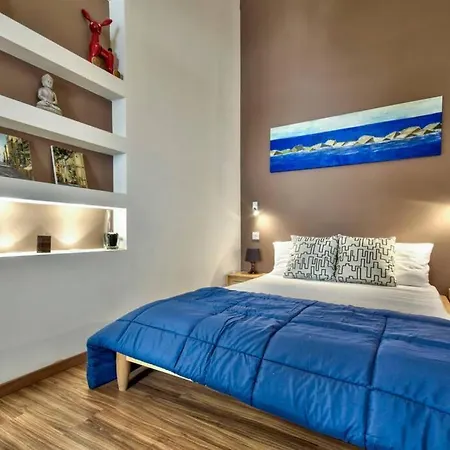 Valletta Timeless Elegance : City Centre Apartment-3