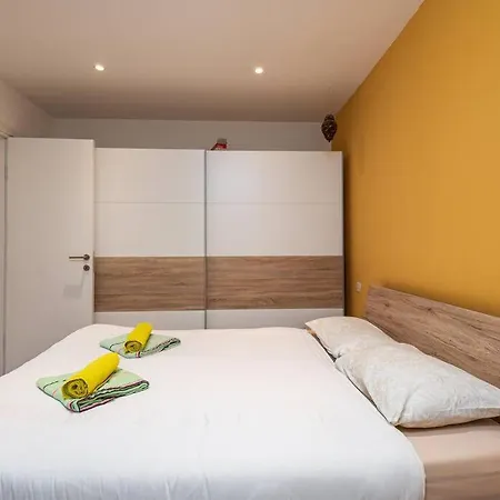 Sliema Smart Seaview Apartment-2