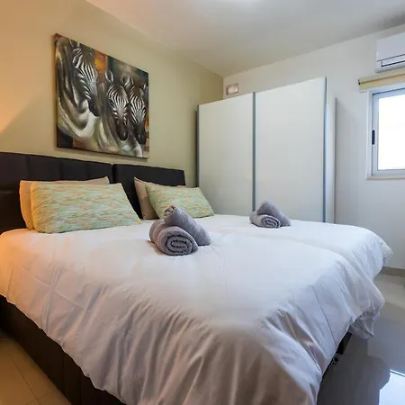 Sh5A-Qawra Prime Location 2 Bedroom Apartment-3