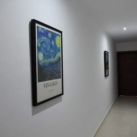 Voguish 3 Bedroom Apartment-2