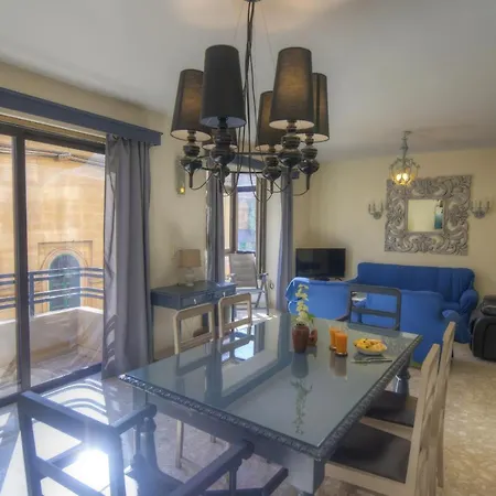 Large And Bright Apartment In The City Centre Goslm-2-3