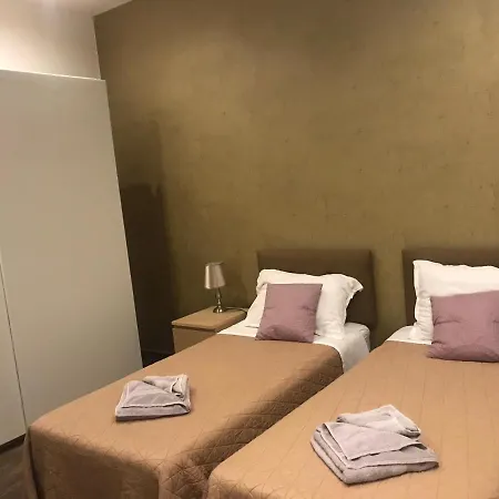 4 bedroom apartment near Sliema seafront-3