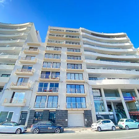 F2 - Lovely Two Bedrooms Flat Sea View, St Julians-2