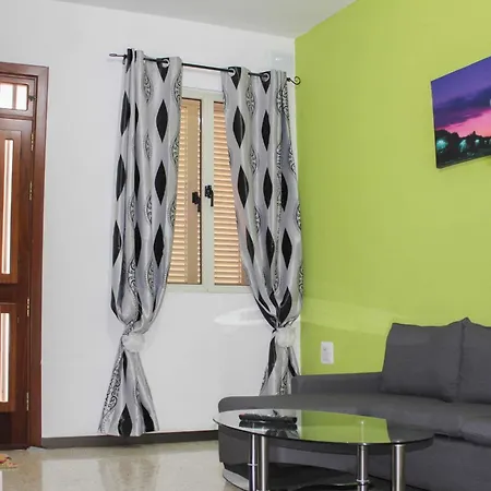 Sliema Town House Close To Balluta 76B-3