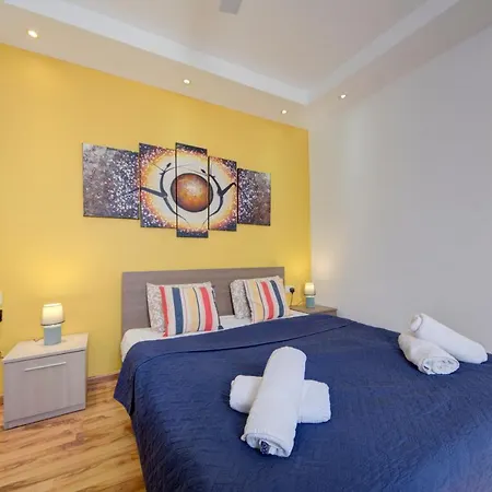 Sapphire Court Penthouse Apartment Sliema By Shortletsmalta-3