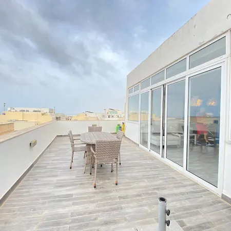 Penthouse "Maltese Scent"-2