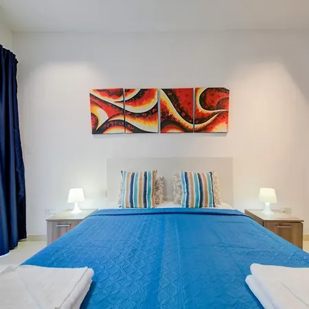 Seafront 2-Bedroom Apartment In St Julians-2