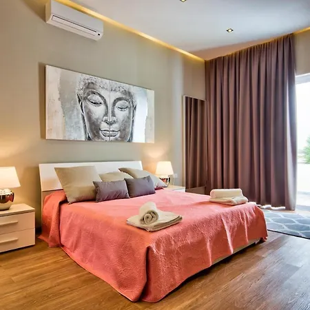 Maltese Luxury Villas - Sunset Infinity Pools, Indoor Heated Pools And More!-2