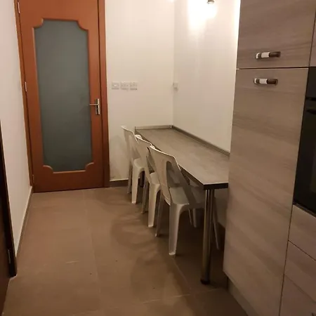 Sliema Holiday Apartment Balluta Bay-2