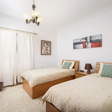 Ringway Villa-2