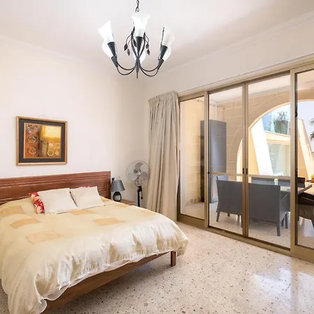 Ringway Villa-3