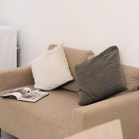 Unique 1 Bedroom In Hearth Of Old City Valetta-3