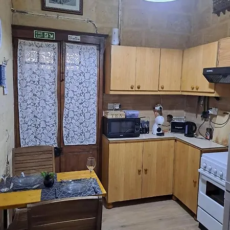 Lovely 1 Bedroom Apartment In The Heart Of Valletta-2